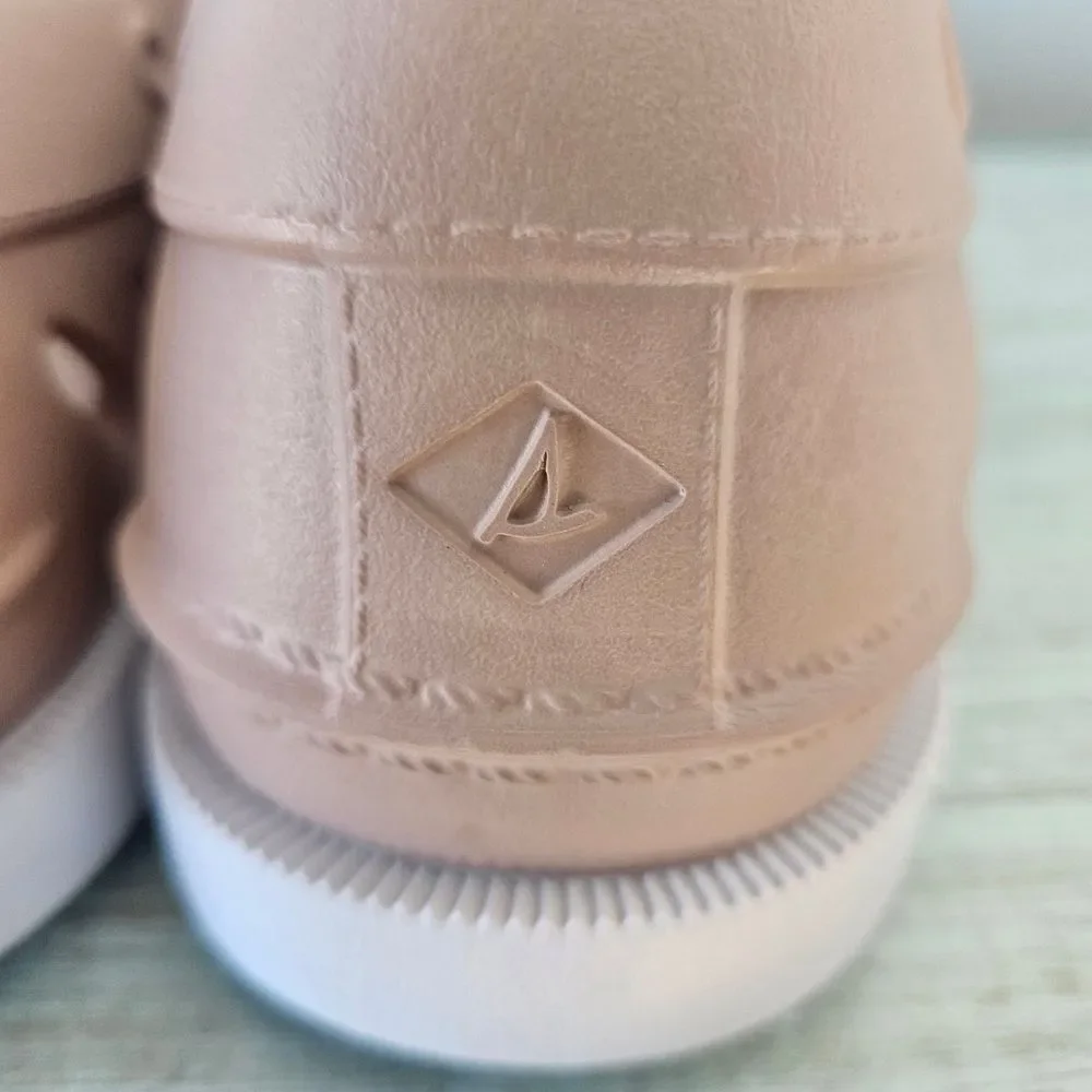 Sperry women authentic